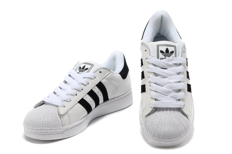 chaussures adidas pour femme pas cher